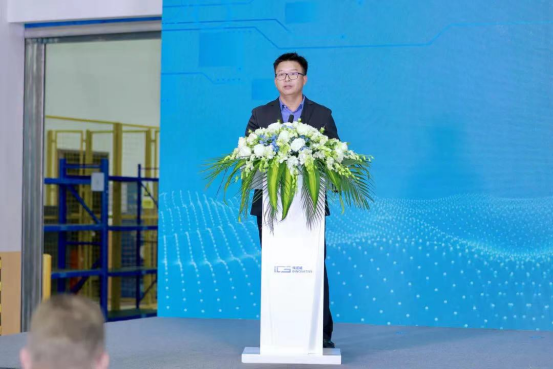 beat·365(中国)在线唯一官方网站科技有限公司创始人兼董事长、埃诺威副董事长康永